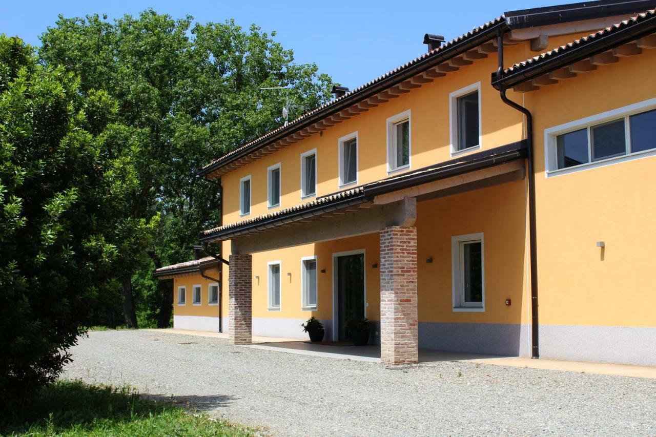 Agriturismo Bacchanalis Ziano Piacentino Extérieur photo